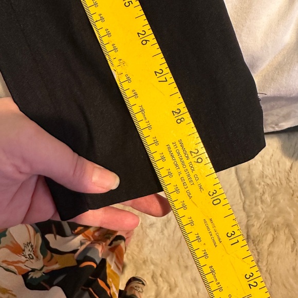 A:glow black maternity pants - Picture 4 of 6